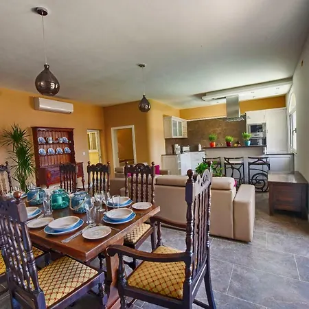 Aldo House *